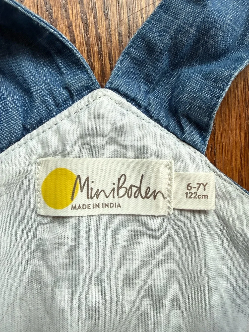 Mini Boden Chambray Daisy Applique Overalls 6-7 Years